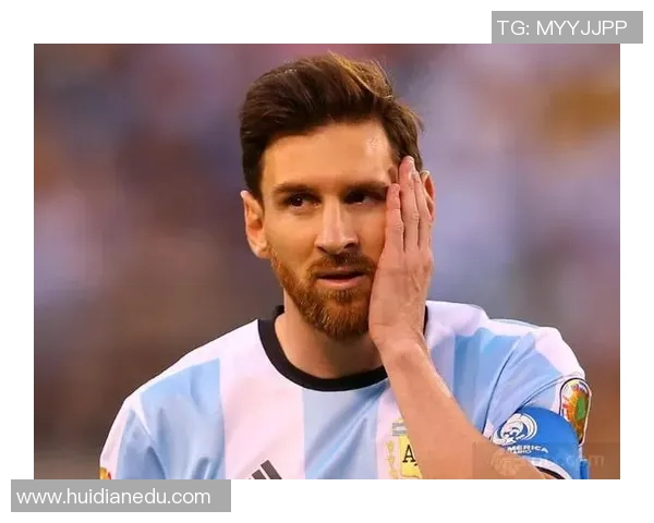 爱足球的篮球巨星是谁 他如何在两项运动中展现天赋与魅力